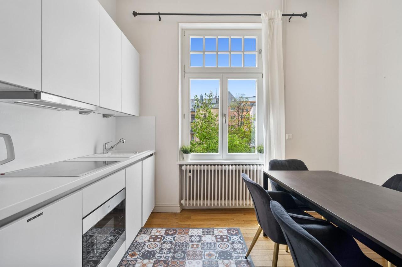 W Shared Bathroom&kitchen In Luxury * Lussemburgo